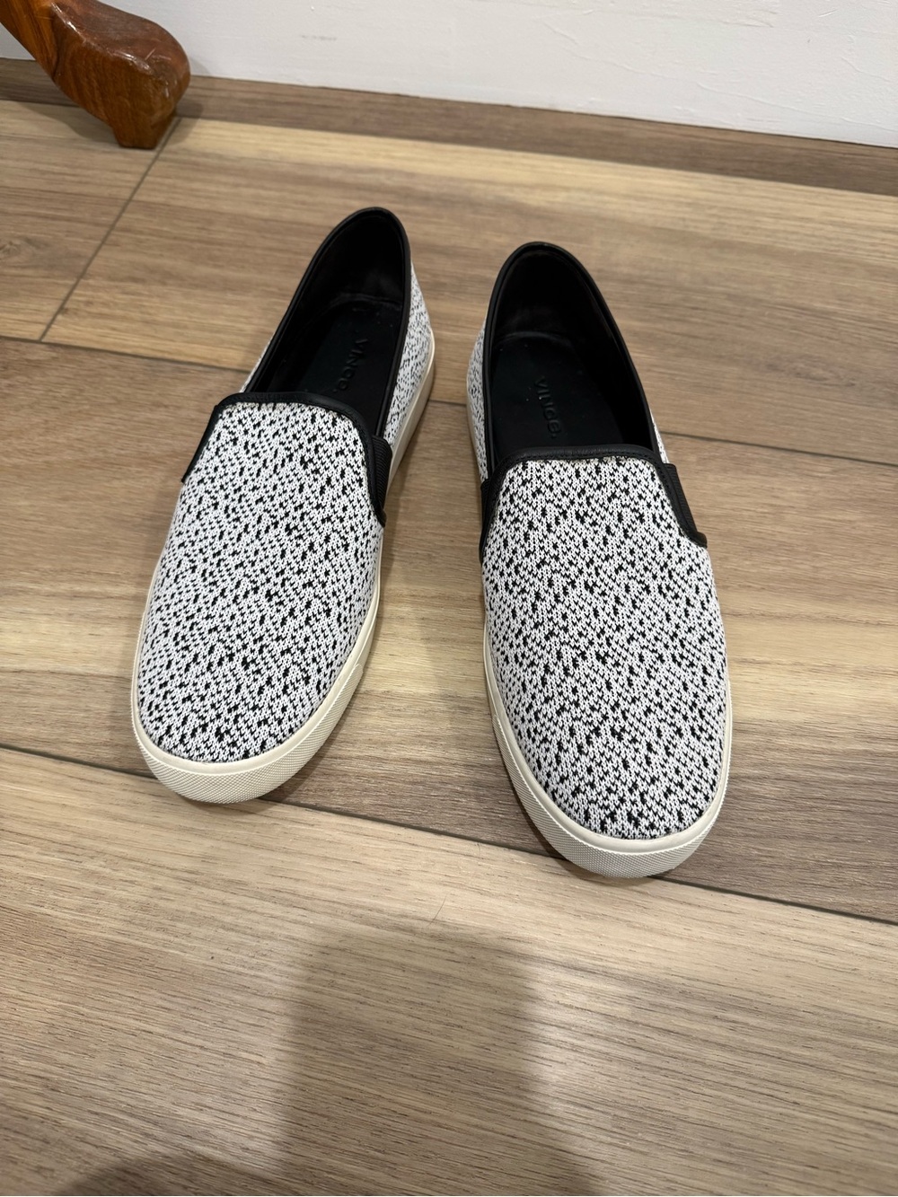 Slip on flats - VINCE.